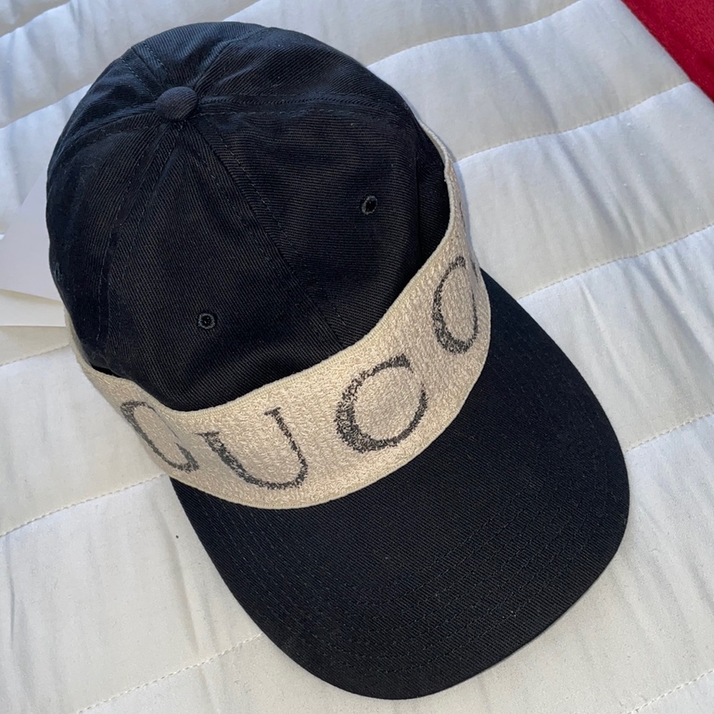 New Authentic gucci logo baseball cap unisex